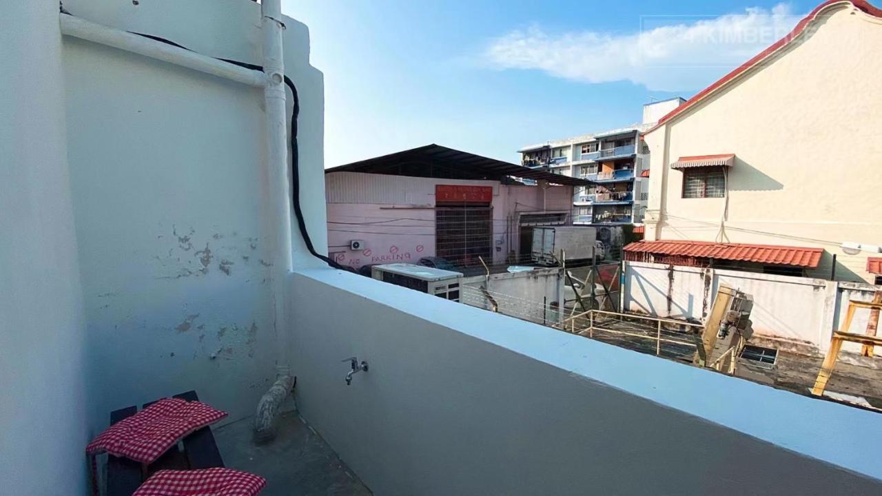 24 Kimberley Hotel George Town Exterior photo