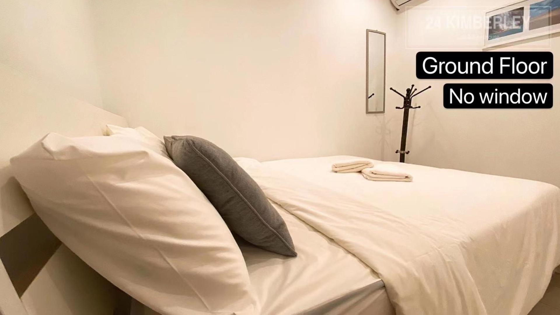 24 Kimberley Hotel George Town Room photo